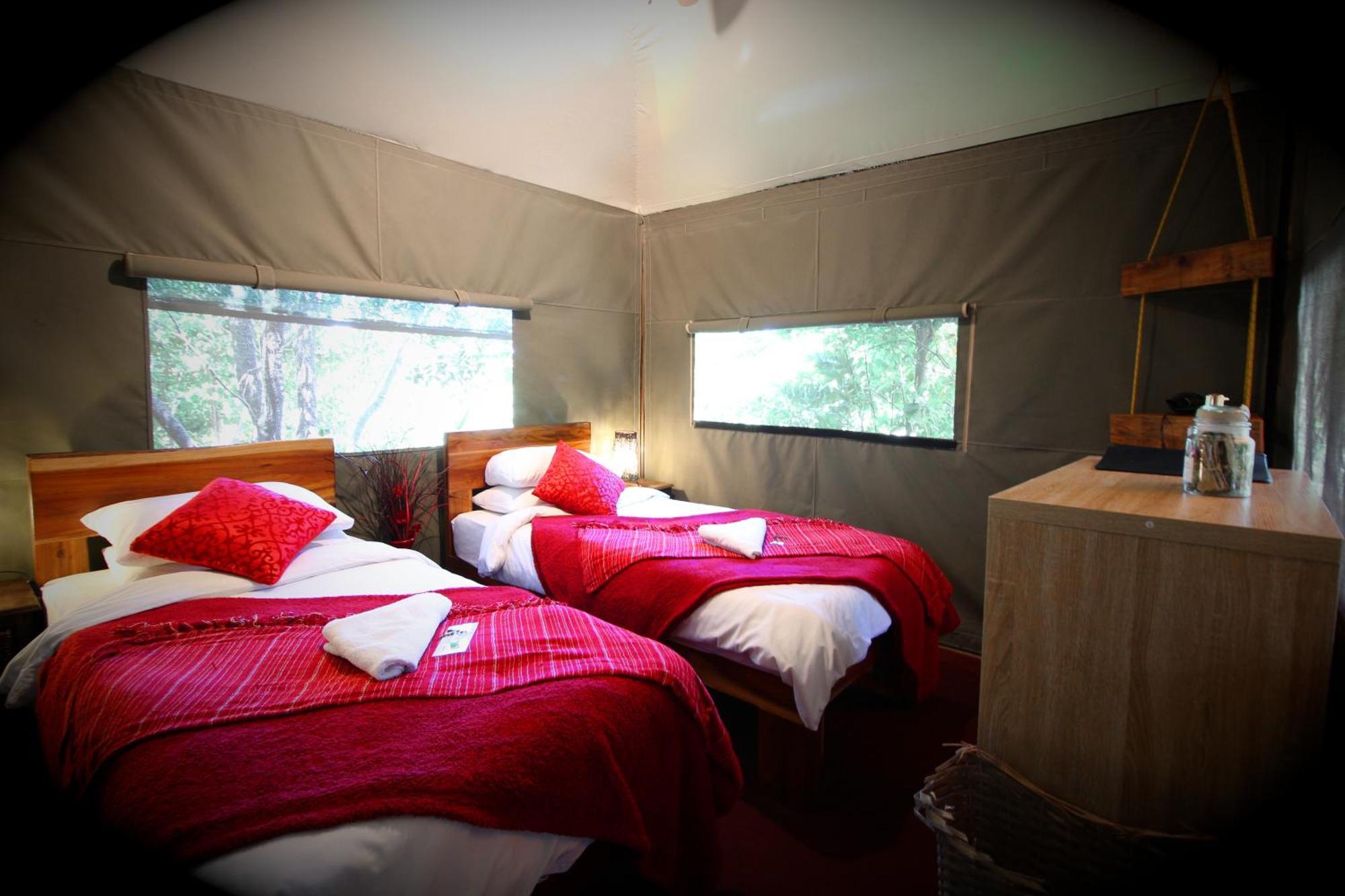 Mali Boutique Lodge & Tube 'N Axe Budget Accommodation Stormsrivier Cameră foto