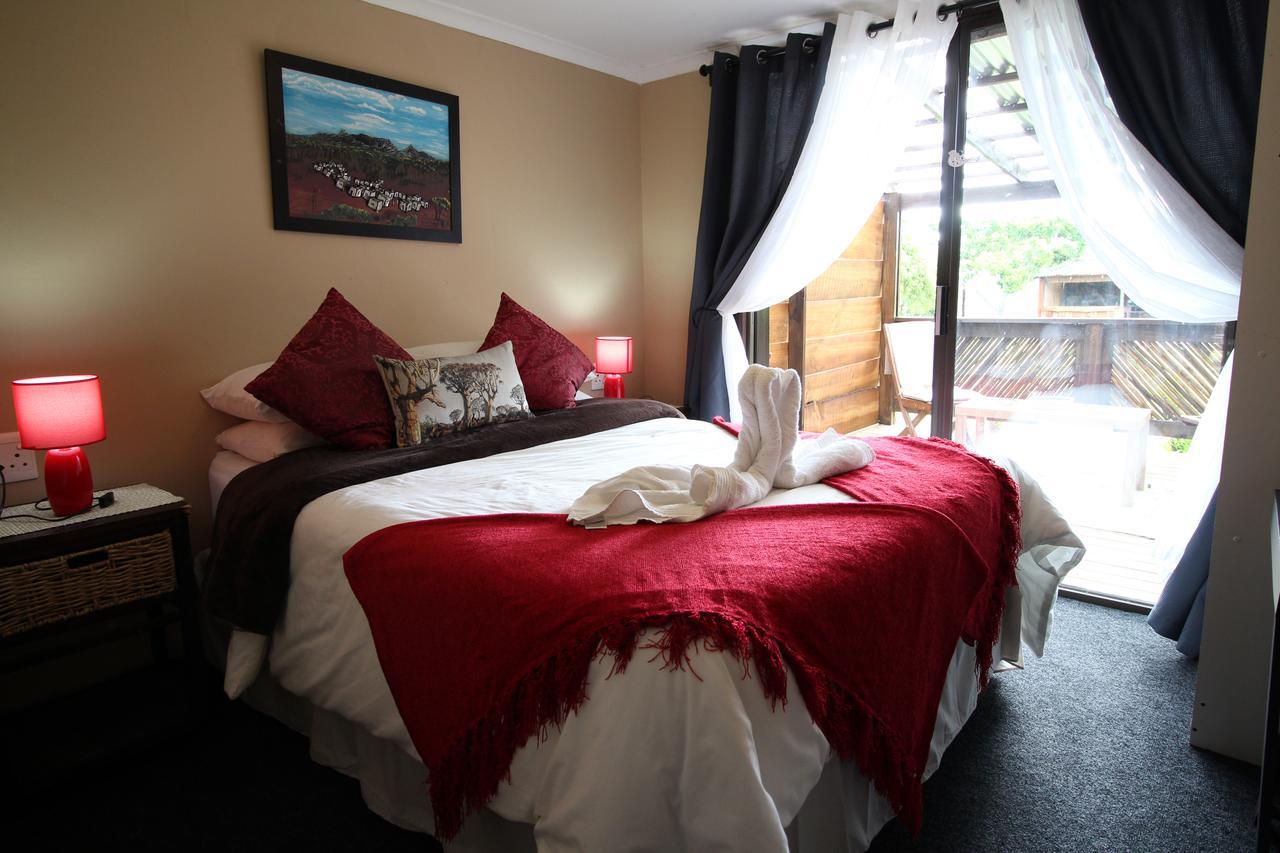 Mali Boutique Lodge & Tube 'N Axe Budget Accommodation Stormsrivier Exterior foto