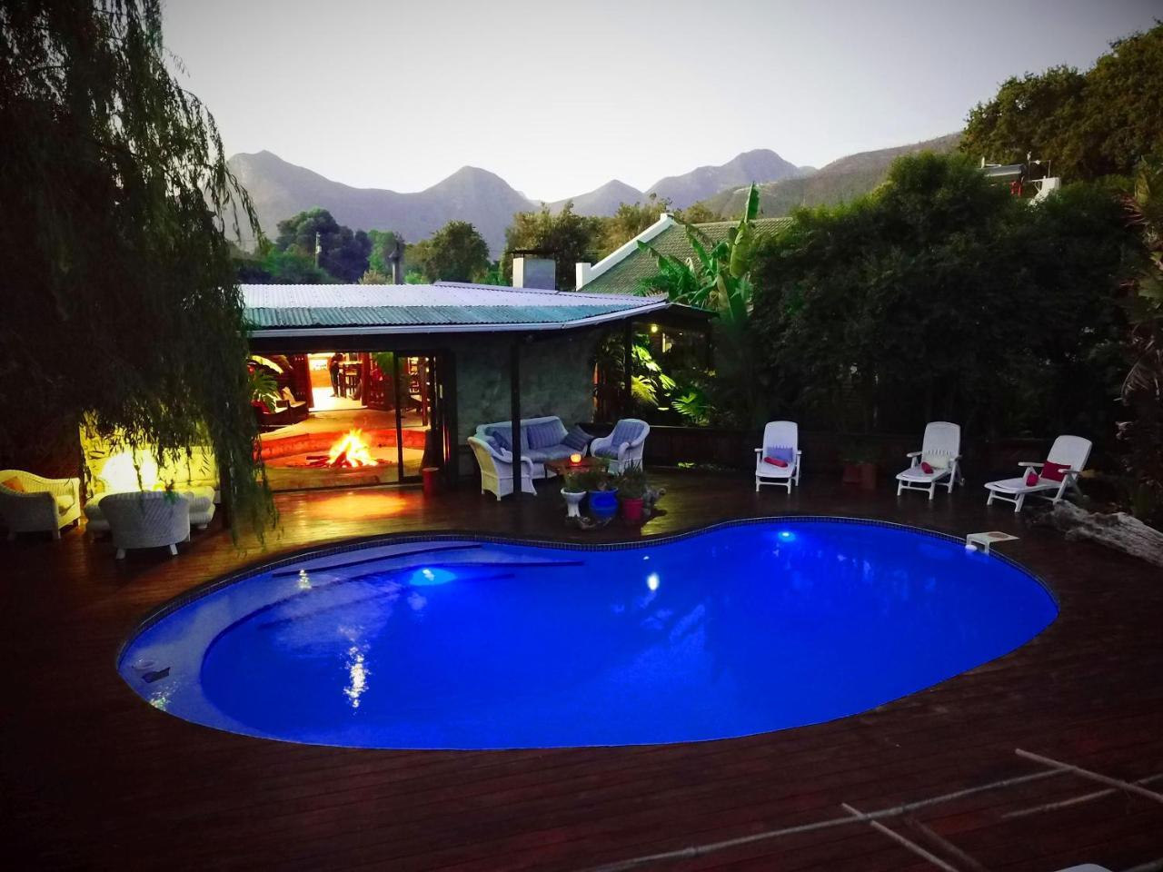 Mali Boutique Lodge & Tube 'N Axe Budget Accommodation Stormsrivier Exterior foto