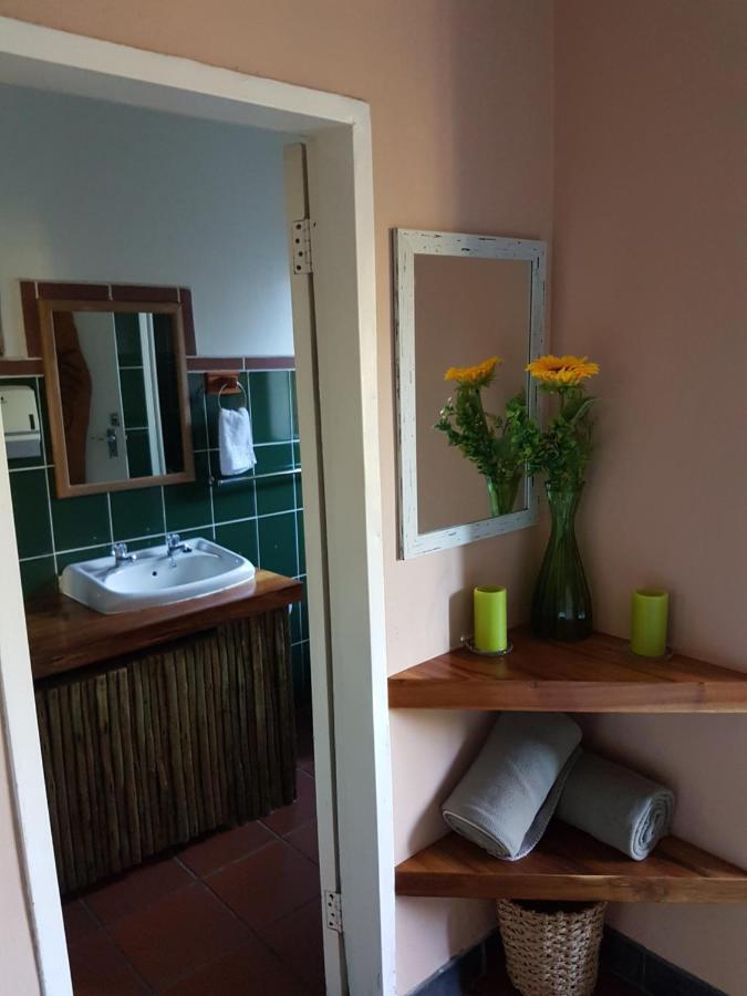 Mali Boutique Lodge & Tube 'N Axe Budget Accommodation Stormsrivier Exterior foto